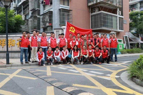 黨員進社區(qū)，服務更貼心